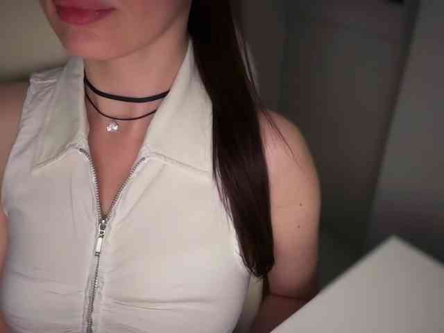 emishy webcam