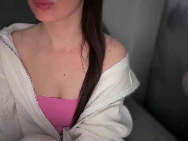 emishy webcam