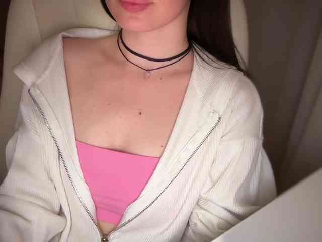 Model: emishy