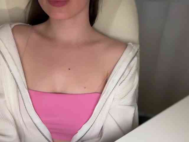 Модель: emishy