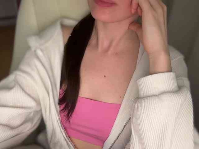 emishy webcam