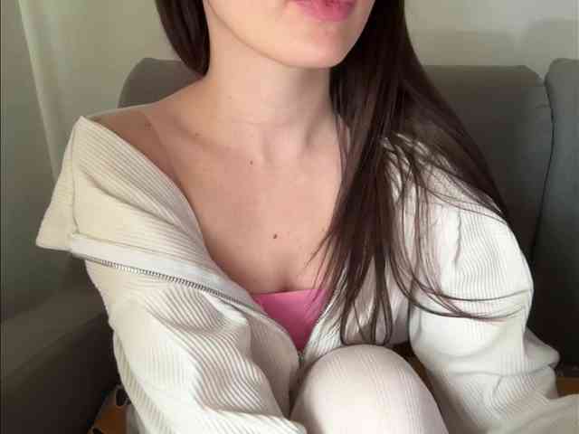 emishy webcam