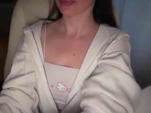 emishy webcam