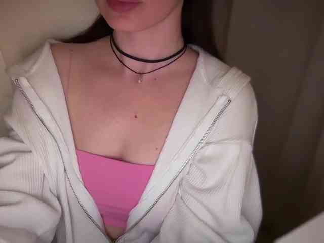 emishy webcam