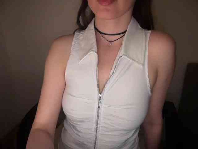 emishy webcam