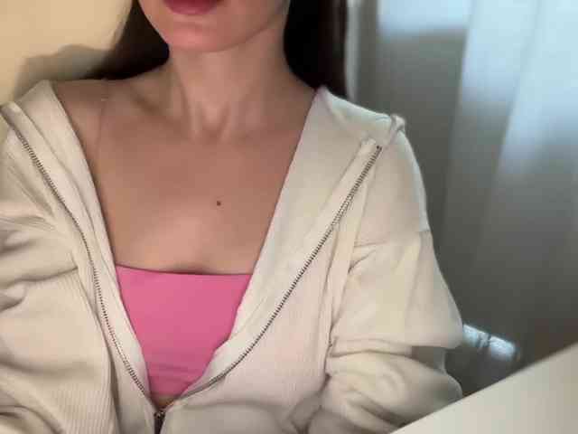 emishy webcam