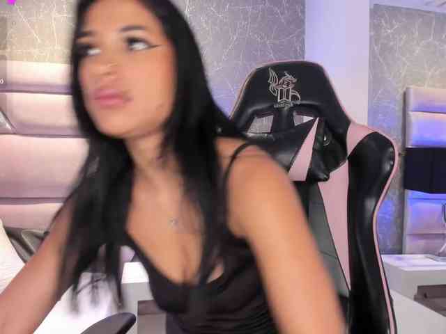 AshleyyGreene webcam