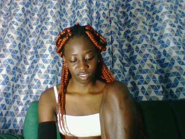 Sweetsmile23 webcam