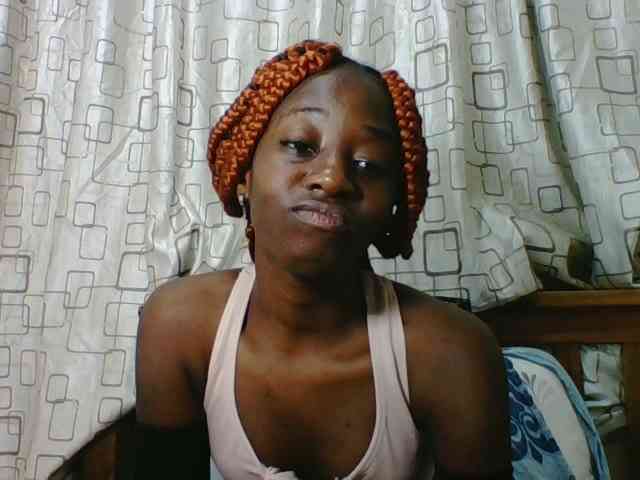 Sweetsmile23 webcam