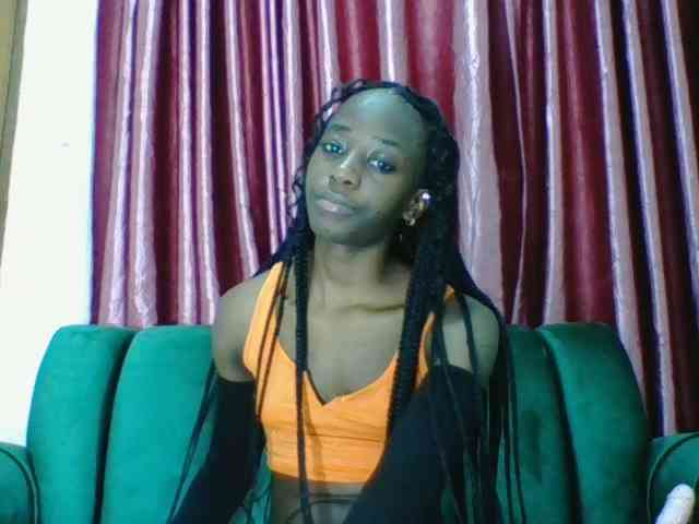 Sweetsmile23 webcam