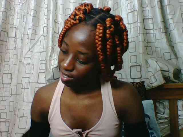 Sweetsmile23 webcam