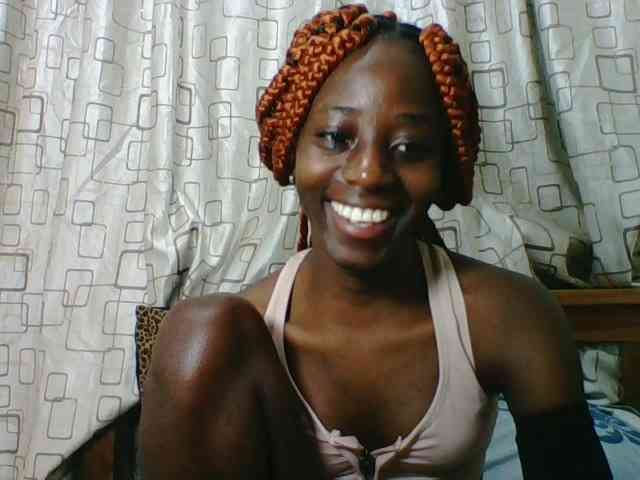 Sweetsmile23 webcam
