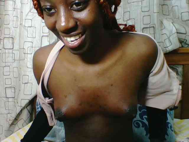 Sweetsmile23 webcam