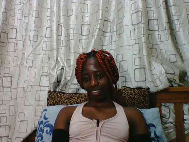 Sweetsmile23 webcam