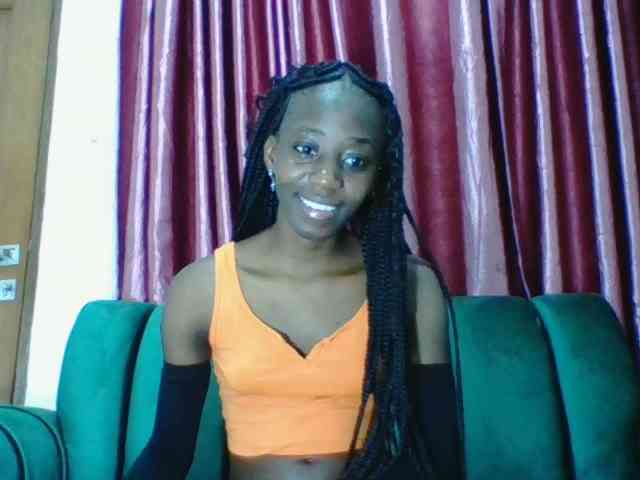 Sweetsmile23 webcam
