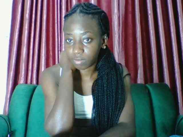 Sweetsmile23 webcam