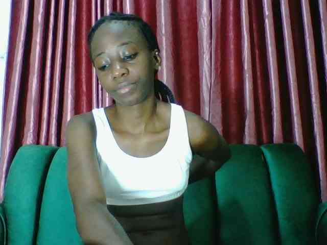 Sweetsmile23 webcam