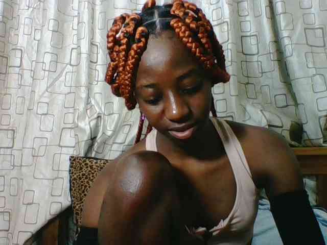 Sweetsmile23 webcam