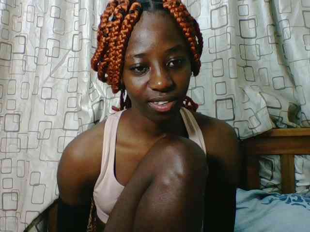 Sweetsmile23 webcam