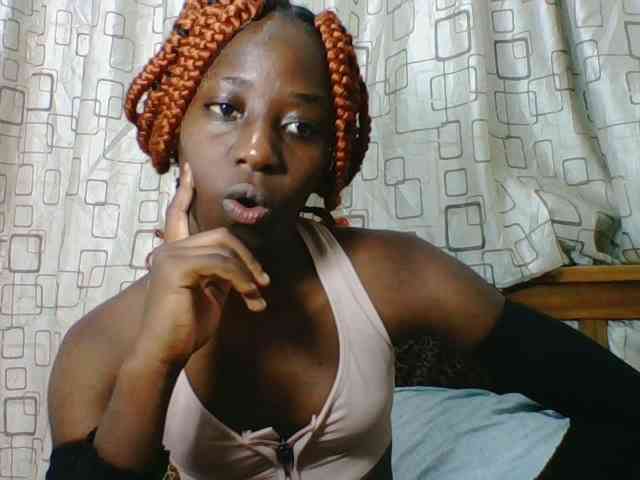 Sweetsmile23 webcam