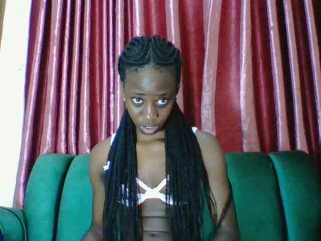Sweetsmile23 webcam