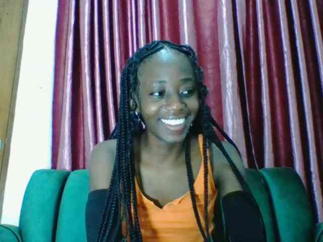 Sweetsmile23 webcam