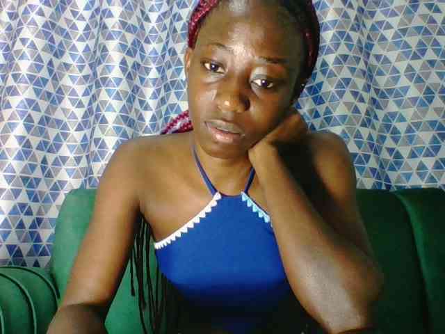 Sweetsmile23 webcam