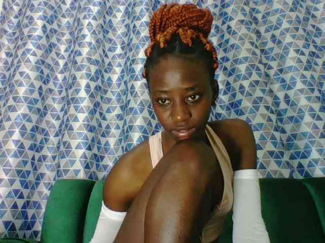 Sweetsmile23 webcam