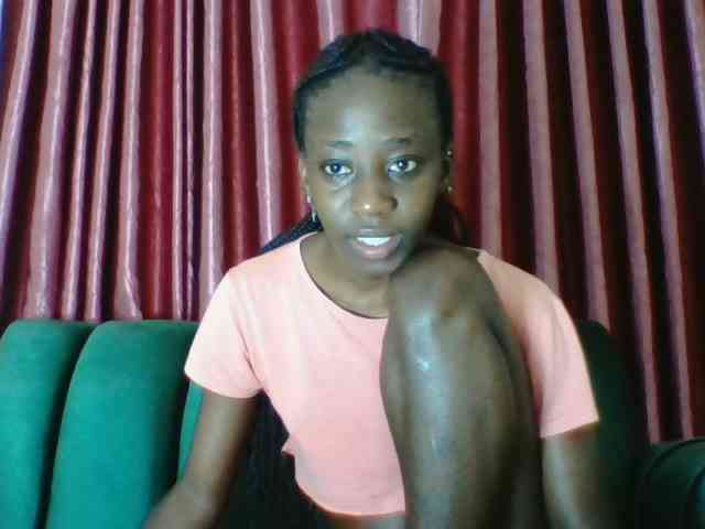 Model: Sweetsmile23