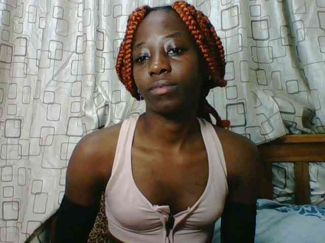 Sweetsmile23 webcam