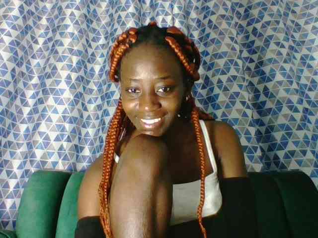 Sweetsmile23 webcam