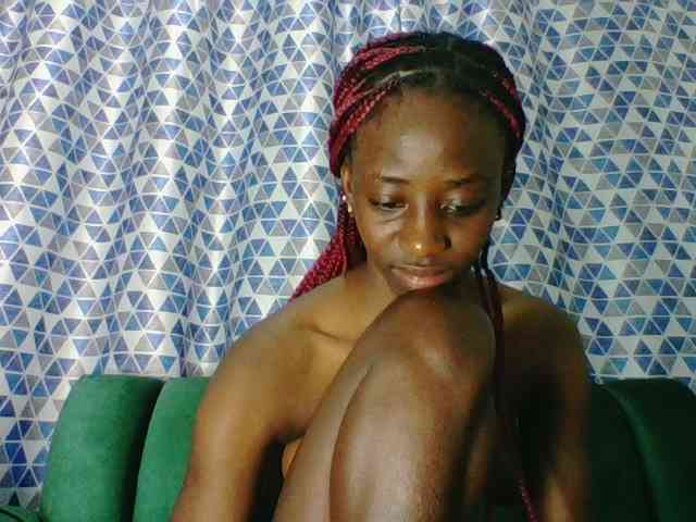 Sweetsmile23 webcam