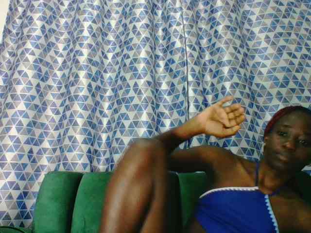 Sweetsmile23 webcam