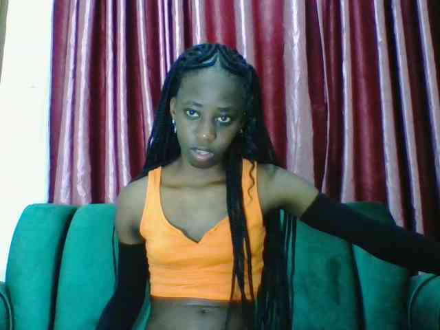 Sweetsmile23 webcam