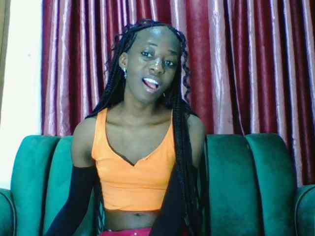 Sweetsmile23 webcam