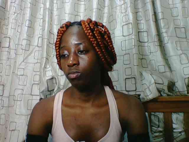 Sweetsmile23 webcam