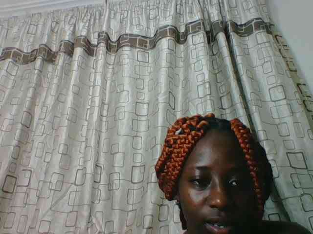 Sweetsmile23 webcam