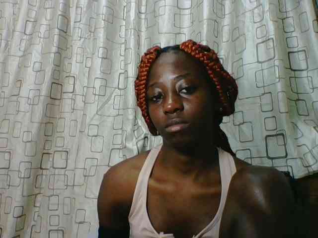 Sweetsmile23 webcam