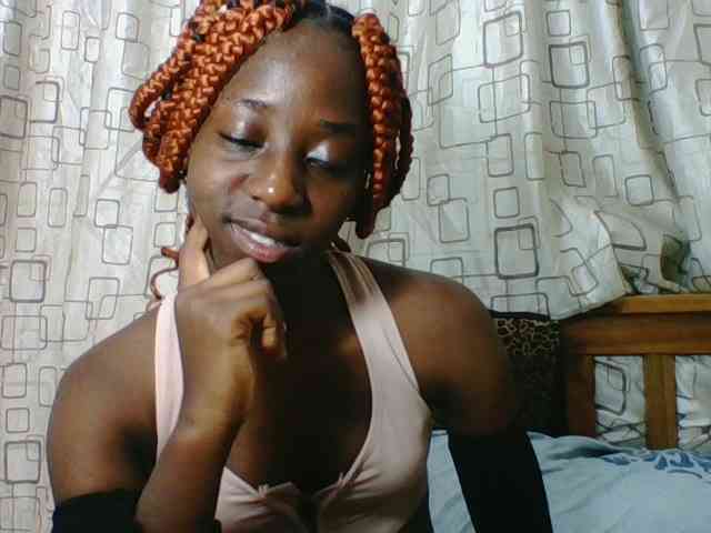 Sweetsmile23 webcam