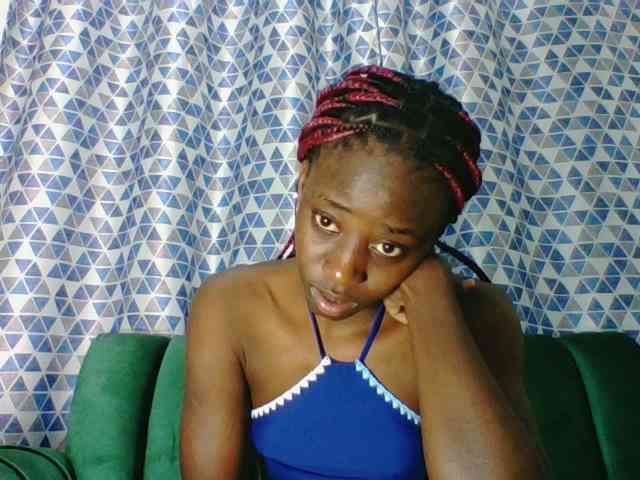 Sweetsmile23 webcam