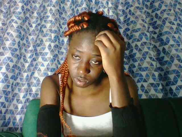 Sweetsmile23 webcam