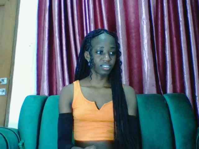 Sweetsmile23 webcam