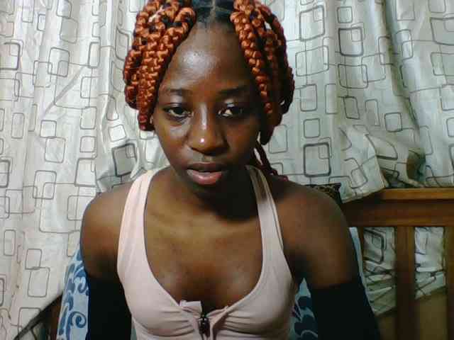 Sweetsmile23 webcam