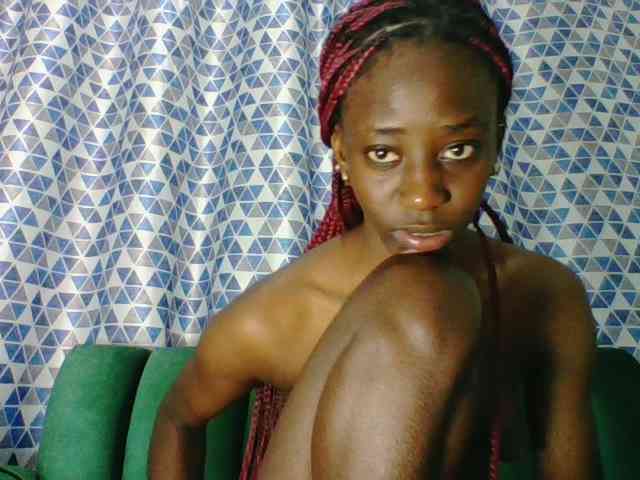 Model: Sweetsmile23