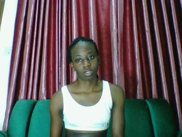 Sweetsmile23 webcam