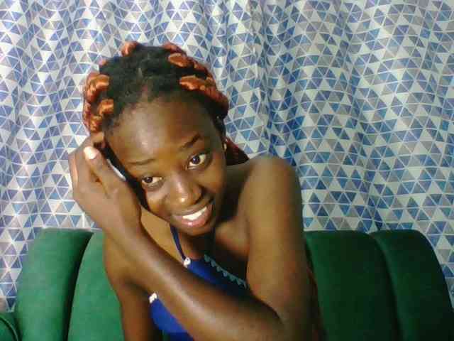Sweetsmile23 Sweetsmile23