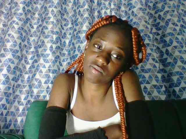 Sweetsmile23 webcam