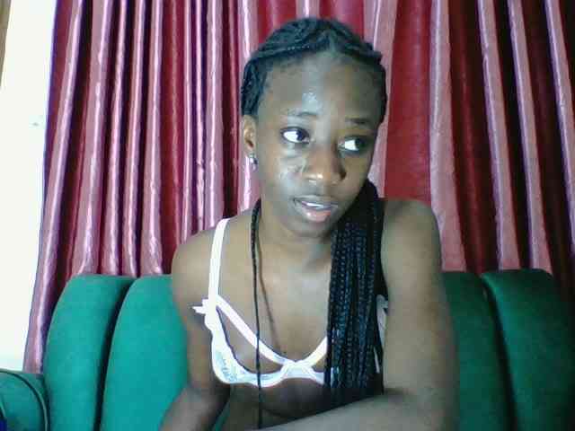 Sweetsmile23 webcam