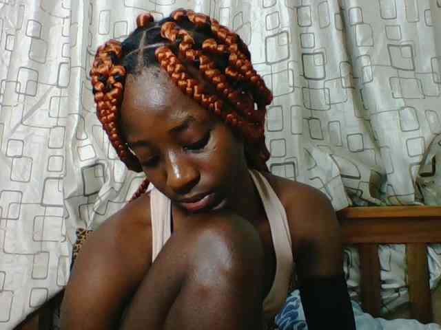 Sweetsmile23 webcam