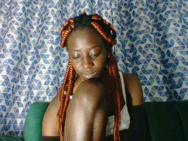 Sweetsmile23 webcam